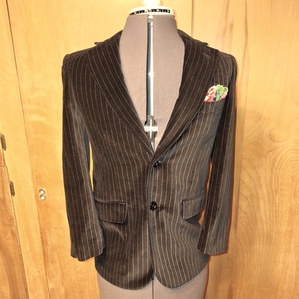 Andrew Fezza Black Velvet White Pin Stripped Blazer, Size Small, RN#11988